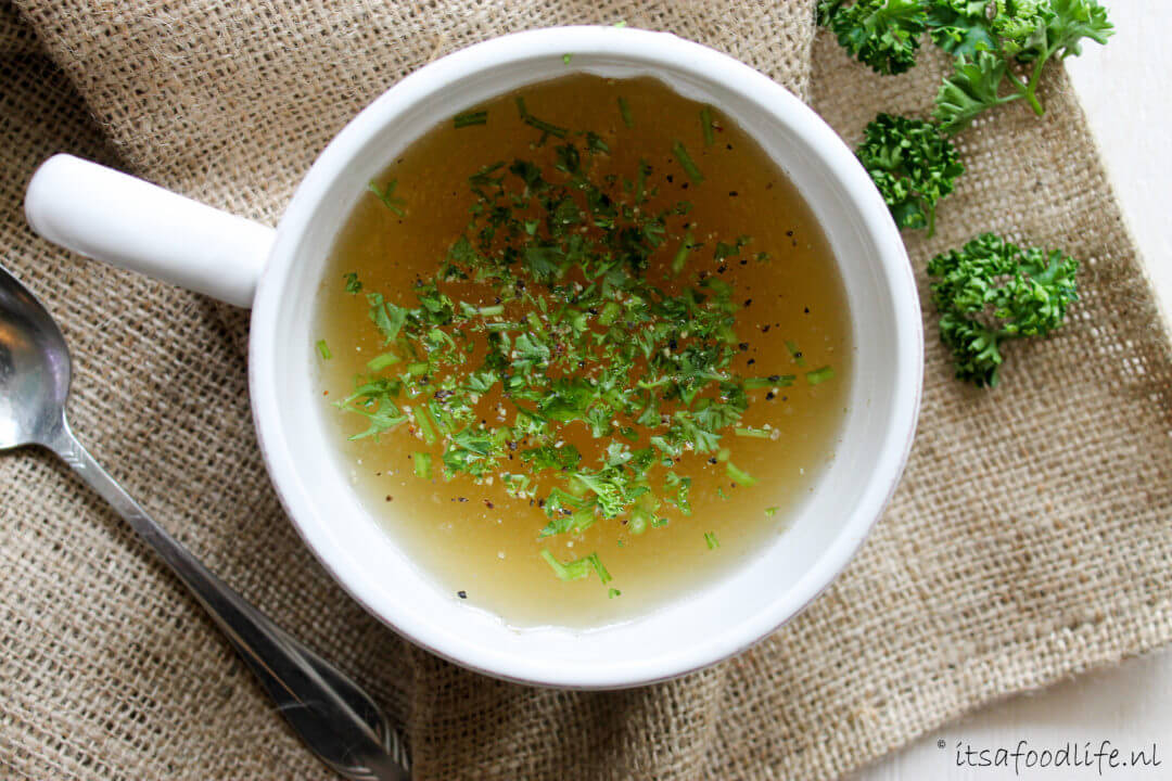 Hoe maak je kippenbouillon? It's a food life